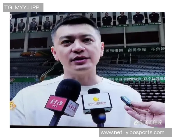 杨鸣谈三连冠带来的心态变化与外援新政的适应挑战